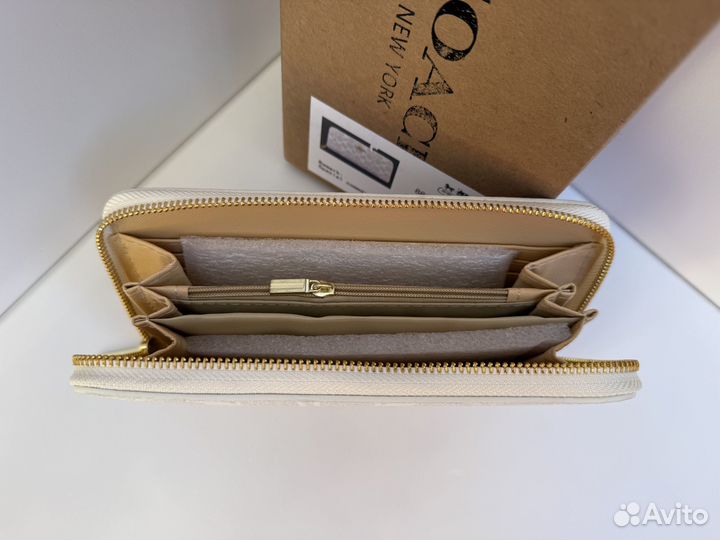 Кошелек Coach