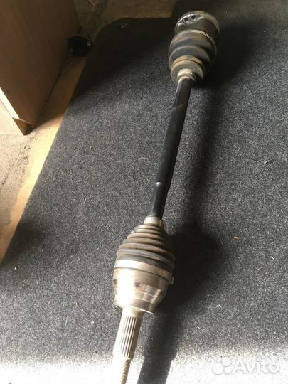 Привод передний в сборе левый infiniti QX70, FX35