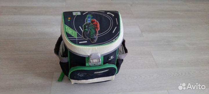 Школьный рюкзак