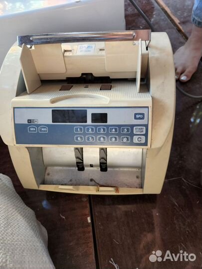 Принтер чеков, картоприёмник, счётная машина