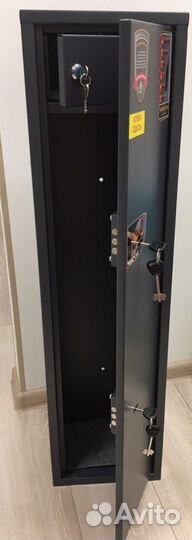 Продам сейф чирок 1018