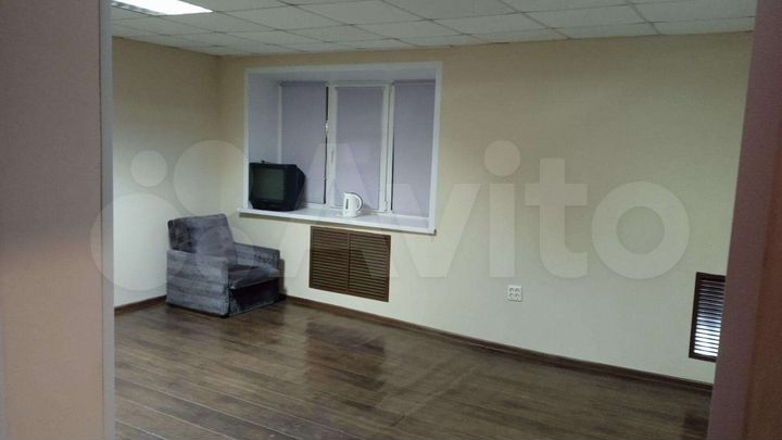 Квартира-студия, 32,8 м², 1/4 эт.