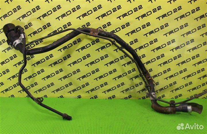 Горловина топливного бака Toyota Estima ACR50