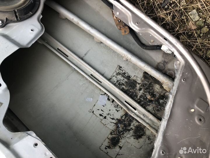 Дверь передняя левая nissan primera Р12