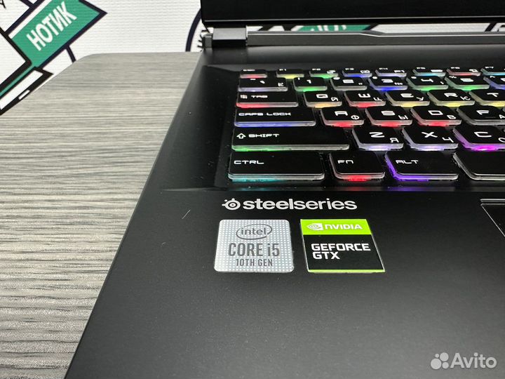 Топ MSI 17 144гц Core i5-10300H 8Gb GTX1660Ti SSD