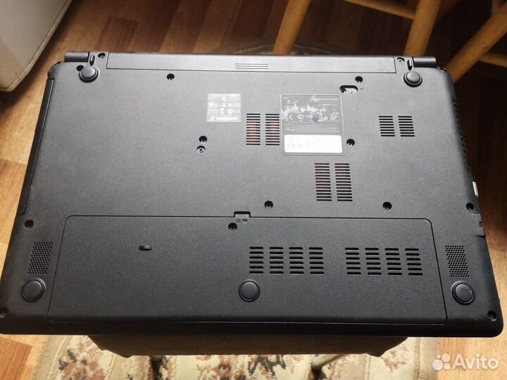 Ноутбук Packard Bell Z5WT1 с GeForce 820M на 1 гиг