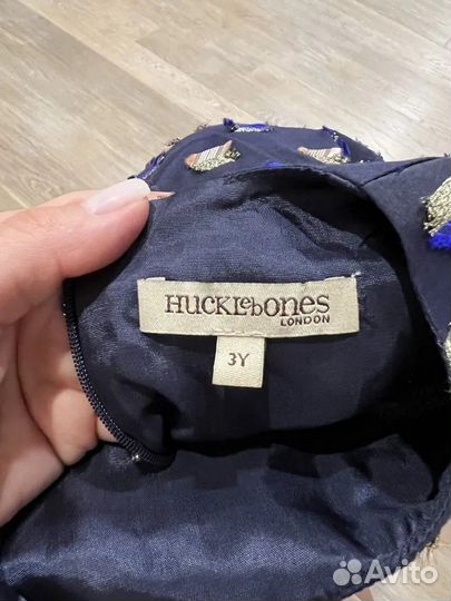 Отличные фирменные платья дорогого бренда