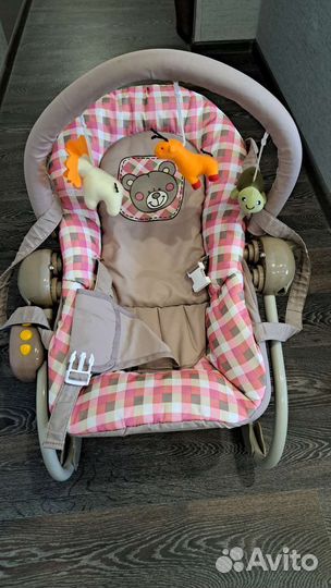 Шезлонг детский с вибрацией