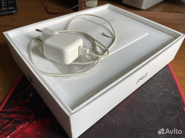 iPad 4 a1460 Wi-Fi + cellular 32 Гб