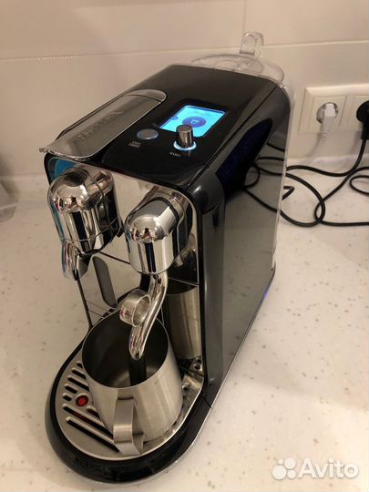 Кофемашина Nespresso Bork C730BK (Creatista)