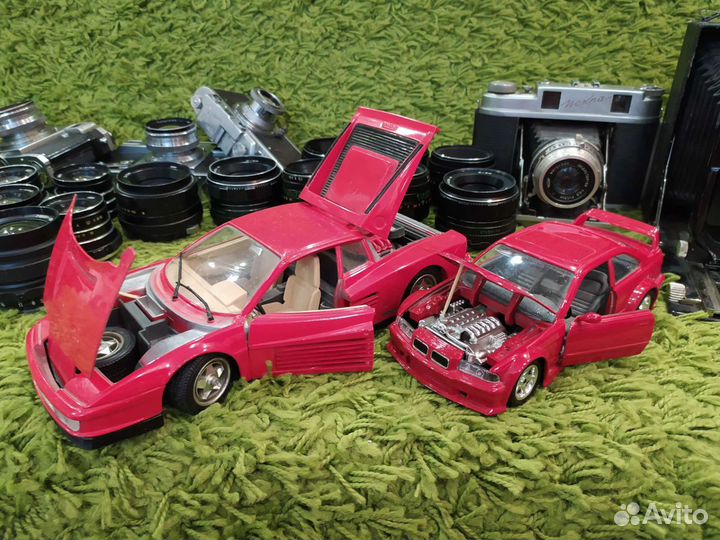 Машина burago модели 1:18 1:24