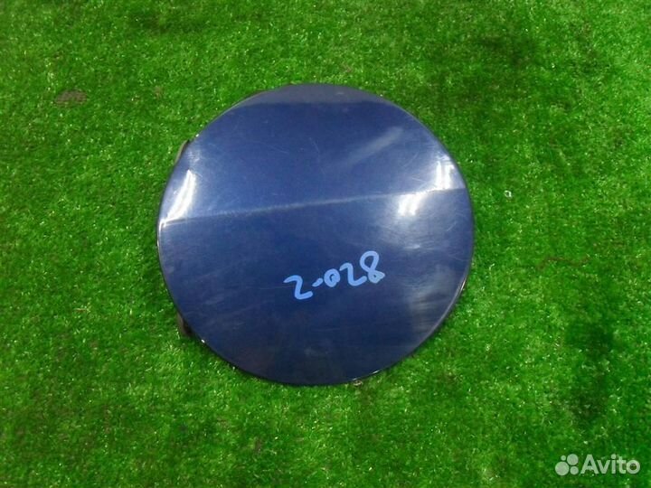 Лючок топливного бака Toyota Corolla Verso R1 2004