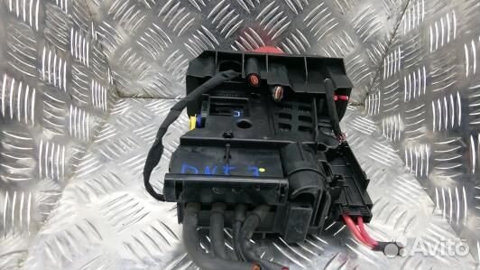 Клемма аккумулятора плюс mercedes benz C-class W20