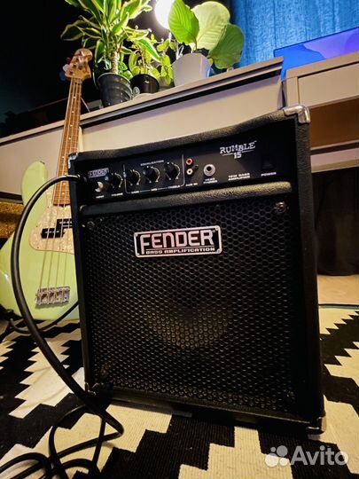 Fender Rumble 15 комбоусилитель для бас-гитары