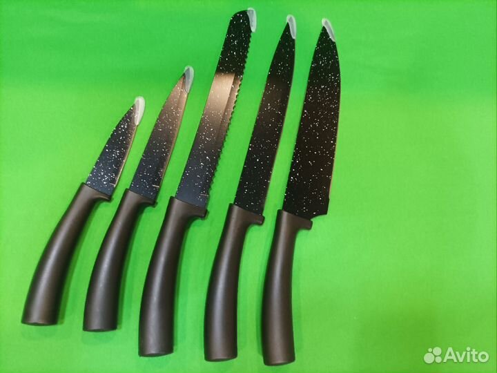 Подарочный набор ножей. Черные, с овощечисткой