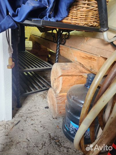 Лавки столы из бревна