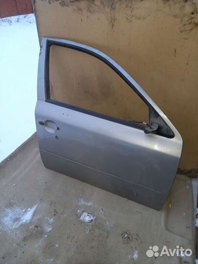 Дверь передняя правая Skoda Octavia
