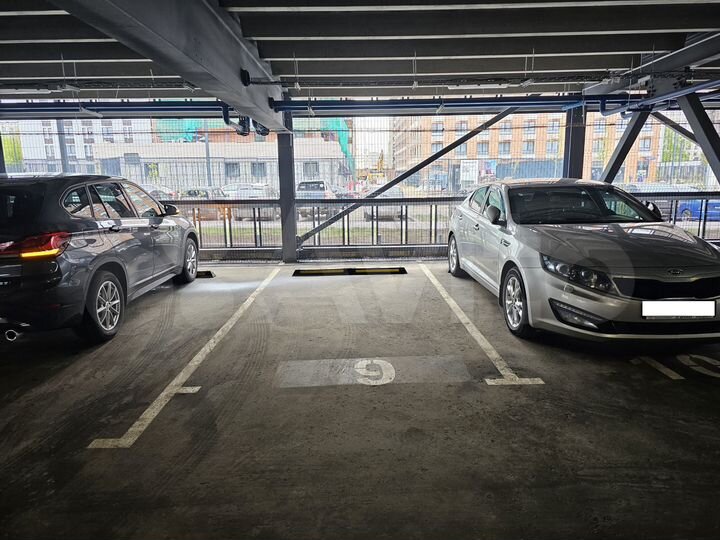 Машиноместо, 13 м²