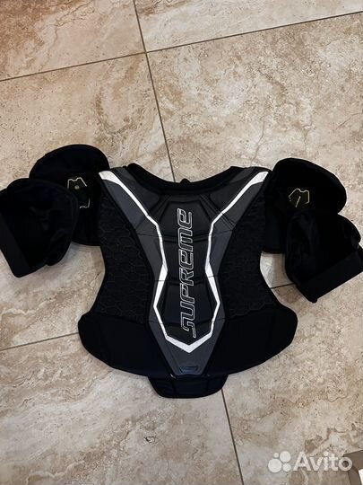 Нагрудник хоккейный bauer sr