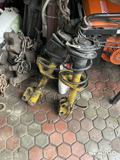 Subaru legacy стойки bl bp