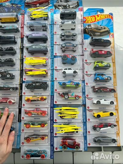 Машинки Hot Wheels 2022