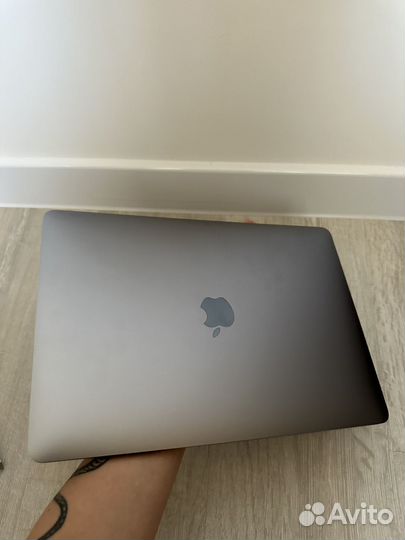 Apple MacBook Pro 13