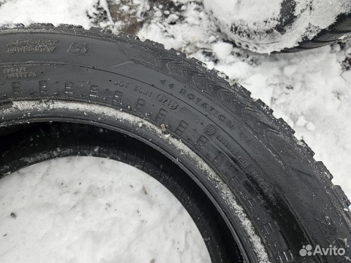 Aichi tire ME 205/65 R17