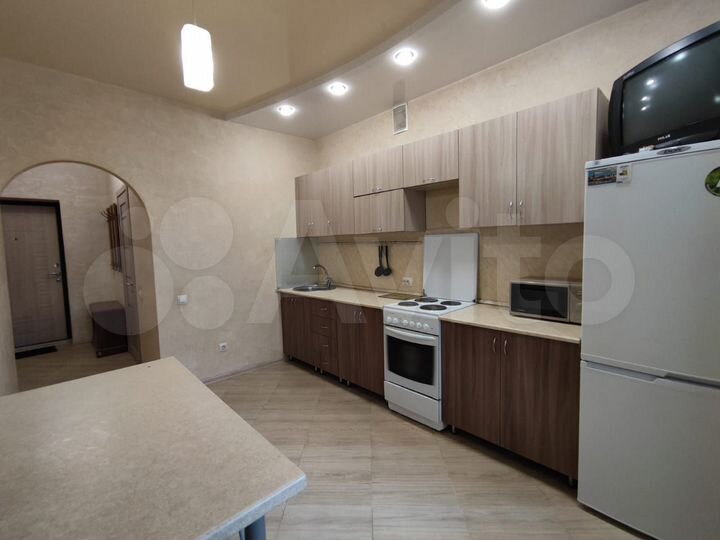 1-к. квартира, 42 м², 3/18 эт.