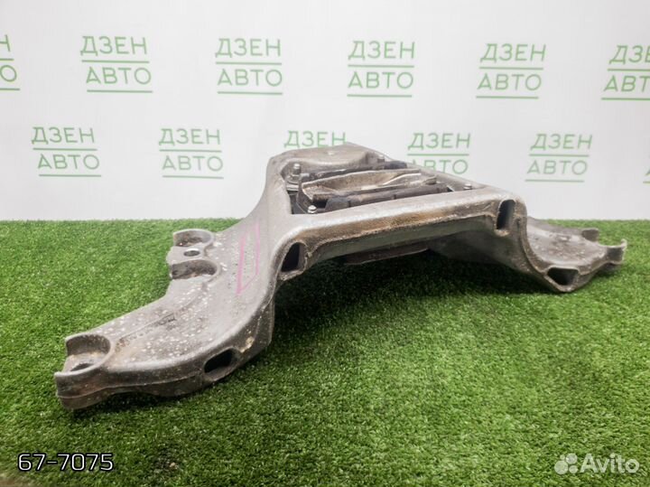 Кронштейн кпп Audi A6 C6