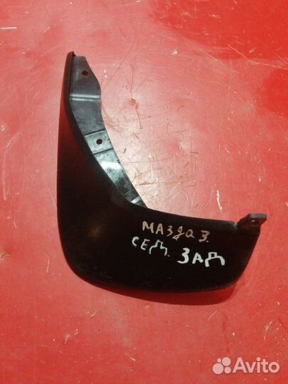 Брызговик Mazda 3