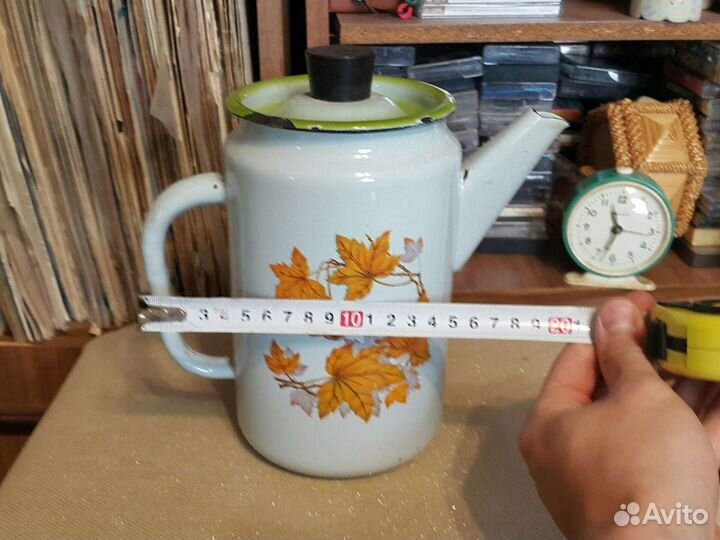 Чайник эмалированный осень ретро