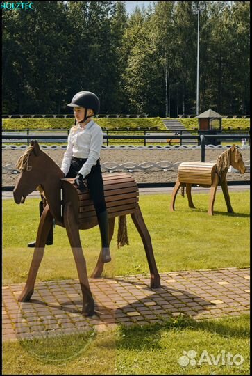 Иппотренажер. Деревянная лошадь для тренировок