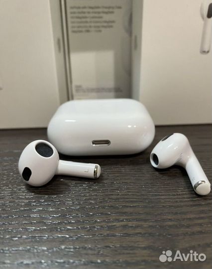 AirPods 3