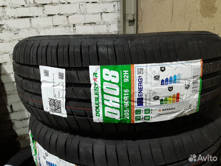 DoubleStar Maximum DH08 205/60 R16 92H