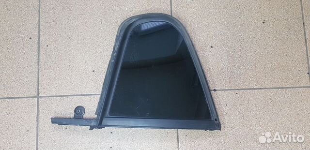 Форточка задней двери Volvo S60