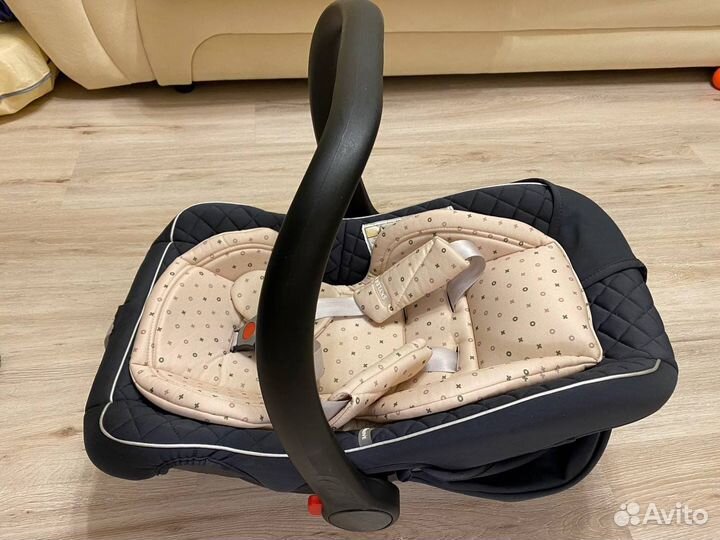 Автолюлька от 0 Happy Baby Skyler