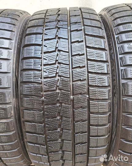 Dunlop Winter Maxx WM01 245/40 R18 99V