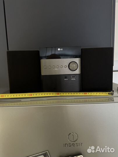 Маленький музыкальный центр