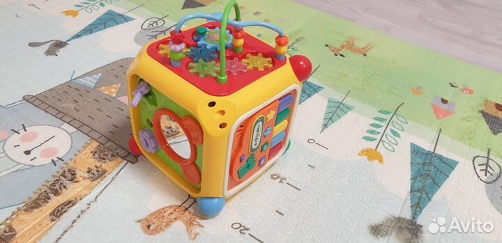 Развивающий кубик Жирафики