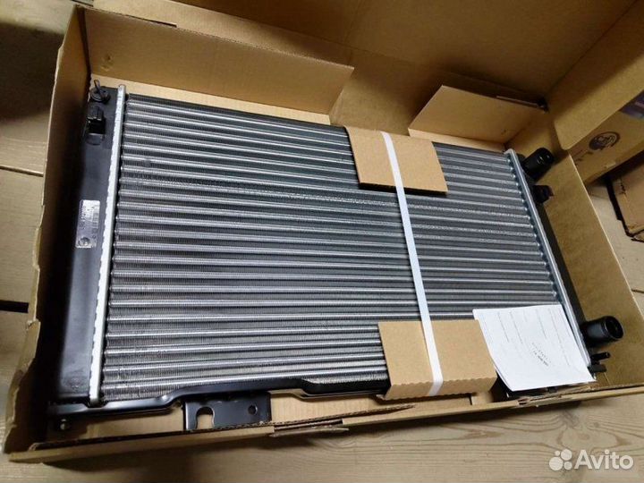 Радиатор охлаждения Vaz 2170