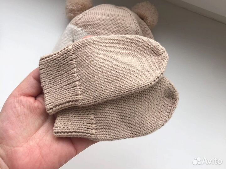 Комплект шапка и варежки HM для малышей