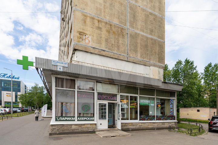 Торговая площадь, 1618 м²