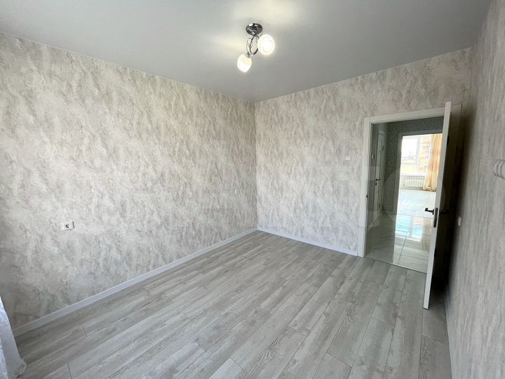 2-к. квартира, 56 м², 12/18 эт.