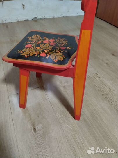 Стол и стул б/у 