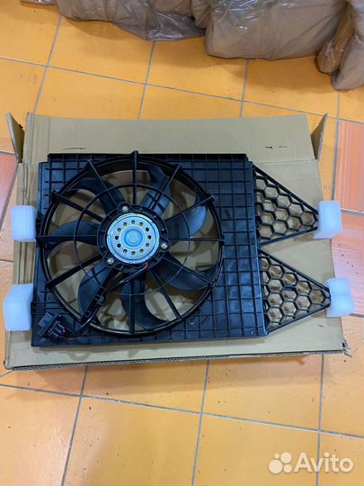 Диффузор радиатора в сборе volkswagen polo sedan