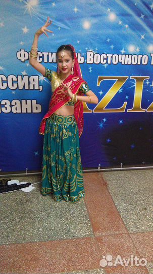 Костюм для индийских танцев