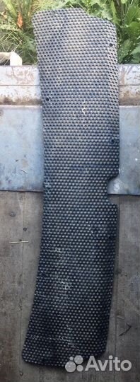 Обшивка крышки багажника Toyota Corolla 120