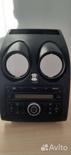 Передняя панель,штатная магнитола на ниссан кашкай