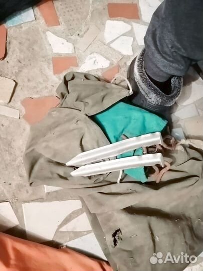 Стойки алюминиевые для палатки СССР с колышками