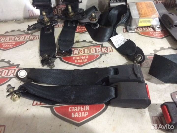 Ремень безопасности Nissan Terrano LR50 VG33E 1996